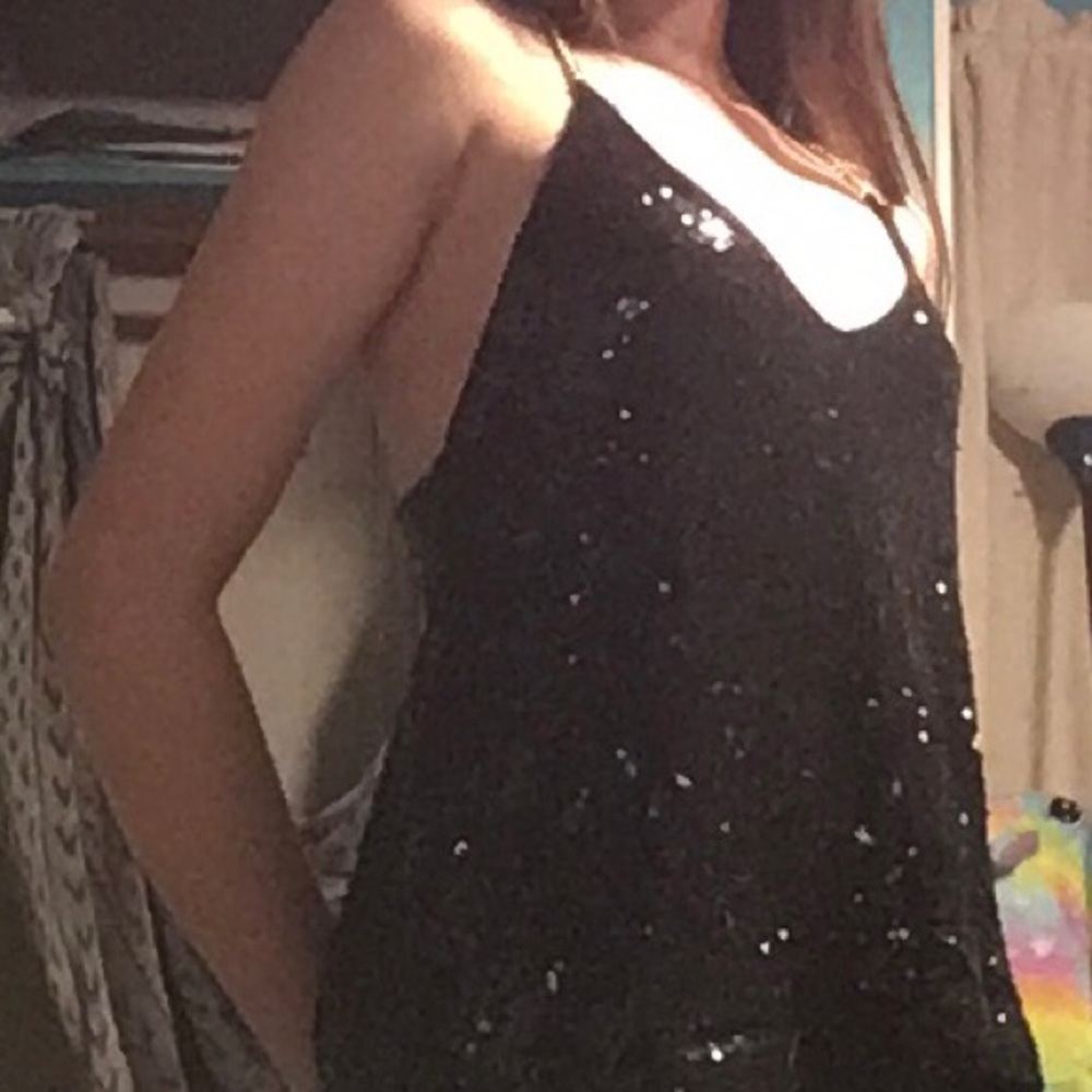 Sequence tank top with metal straps
